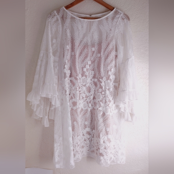 Badgley Mischka Soft White Sheer Lace Mini Dress With Nude Dress Slip - Picture 1 of 8